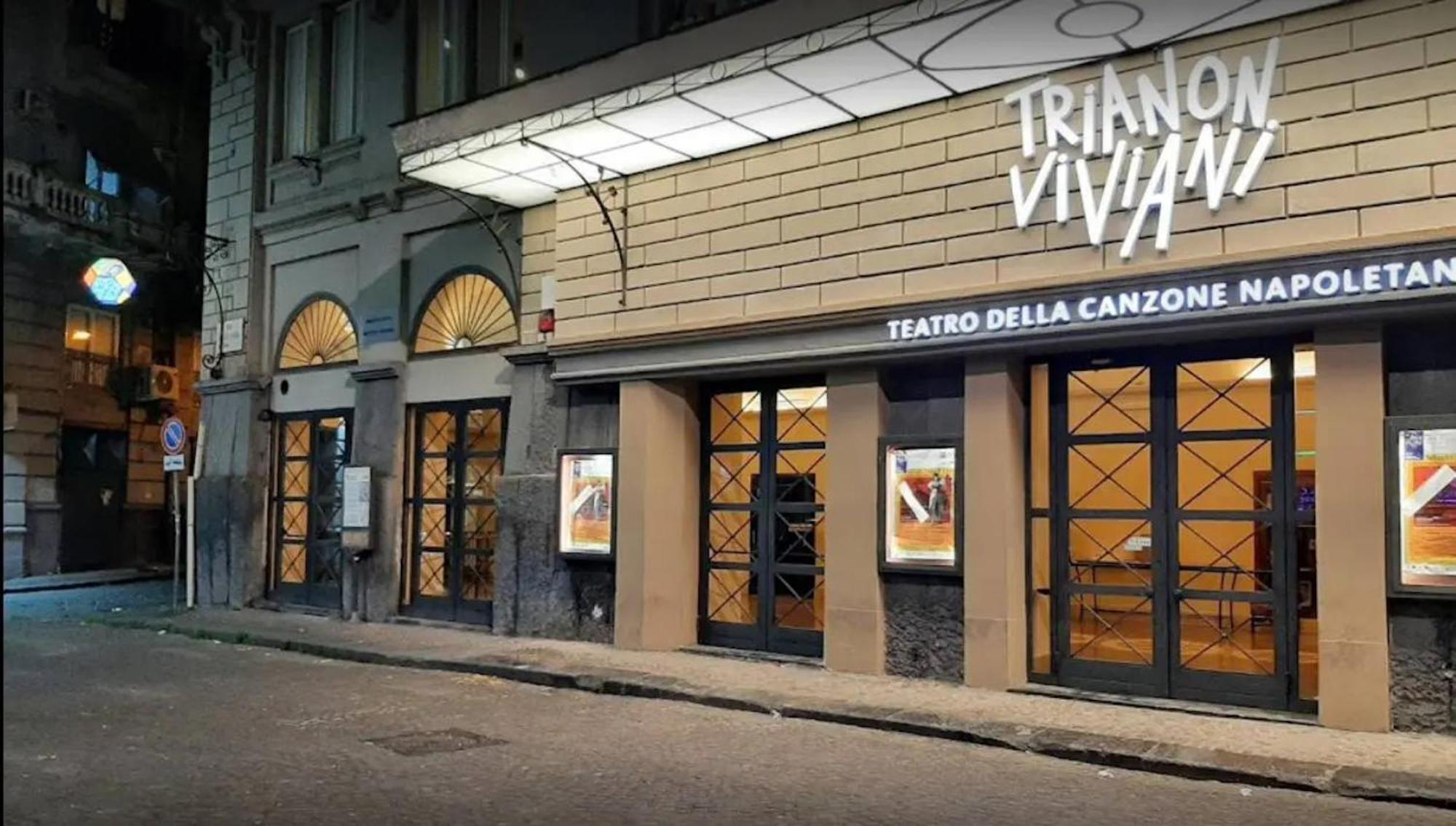 Apartamento A Casa Di Ilaria Nápoles Exterior foto